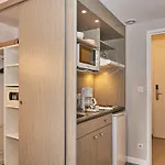Chateau Du Mee Hotel 3*