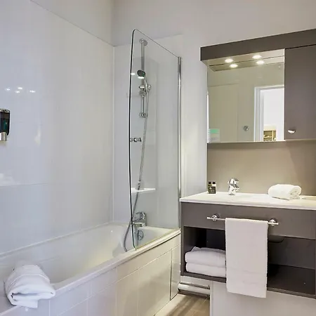 Hotell Chateau Du Mee