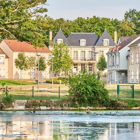 Chateau Du Mee 3*