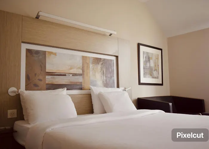 Résidence Château Du Mée Hotel 3*
